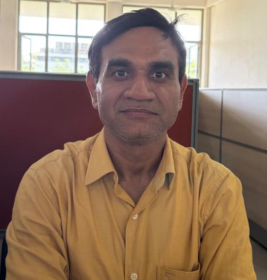 Dr. Rahul Mishra